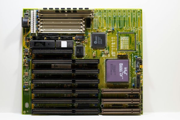 Quels paramètres de sécurité renforcer sur iOS 16 pour une protection maximale des données?